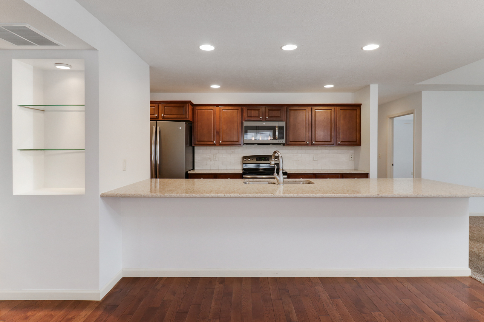 1770 Conifer Court Normal, IL 61761 - Photo 6 of 46 Gallery Image 6