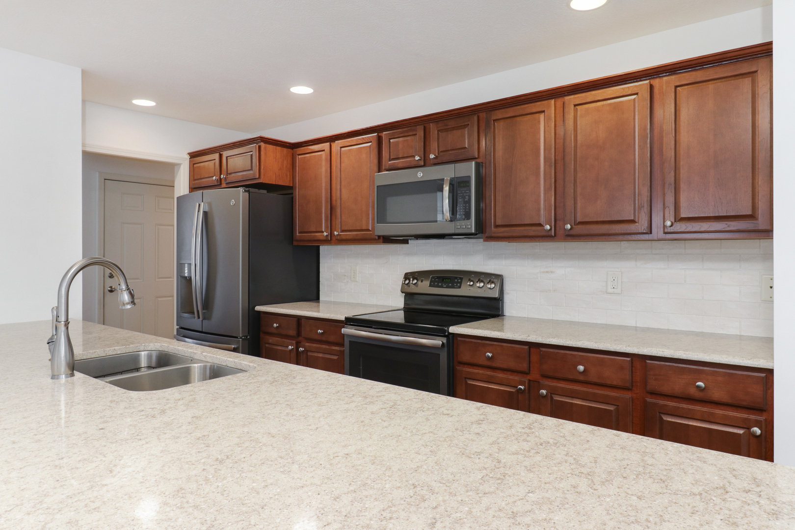 1770 Conifer Court Normal, IL 61761 - Photo 7 of 46 Gallery Image 7