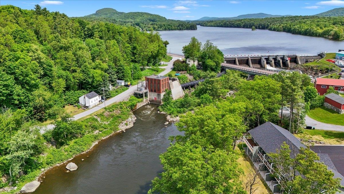 7 River Street, Unit 7 Milton, VT 05468 - Photo 4 of 38