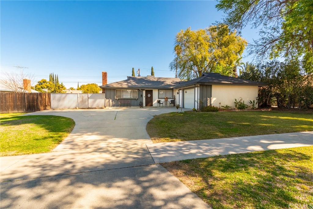 3553 Hoytt Street Riverside, CA 92504 - Photo 1 of 1 Front yard and driveway are good sized.