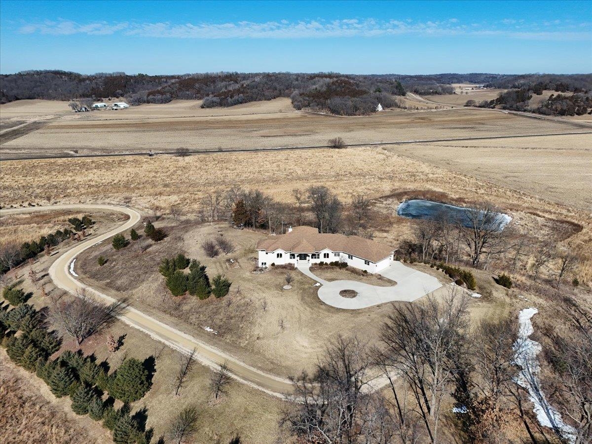 9917 Carter Road Mazomanie, WI 53560 - Photo 37 of 43