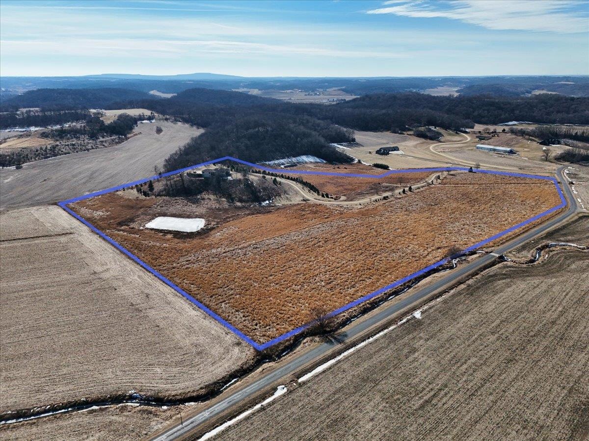 9917 Carter Road Mazomanie, WI 53560 - Photo 39 of 43