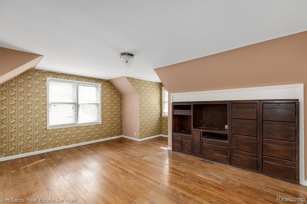 454 Alter Road Detroit, MI 48215 - Photo 12 of 14
