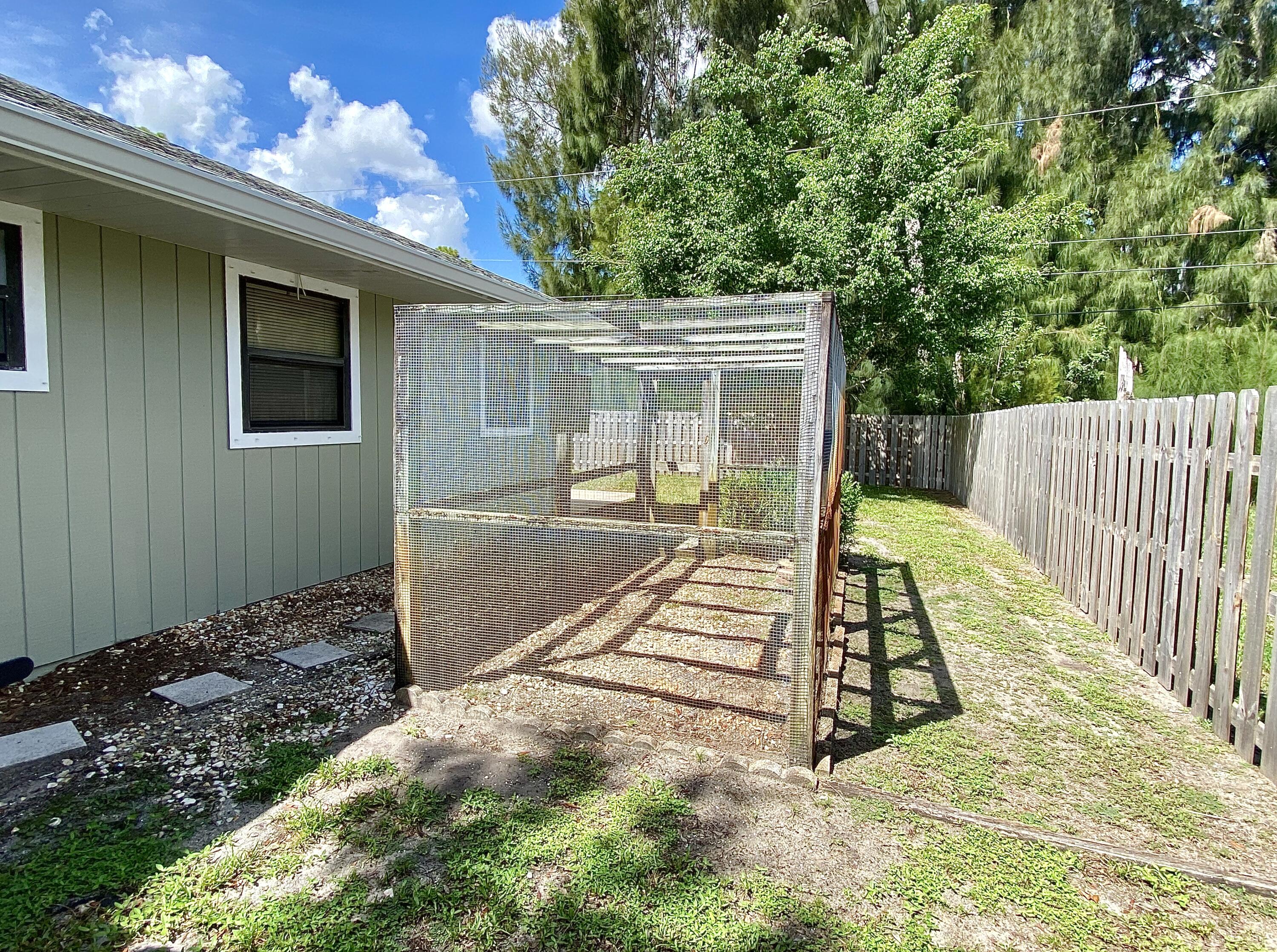 1045 Southwest Bay State Road Port St. Lucie, FL 34953 - Photo 17 of 62 AA12233E-27F9-486B-A2F1-D8A772BE64CA