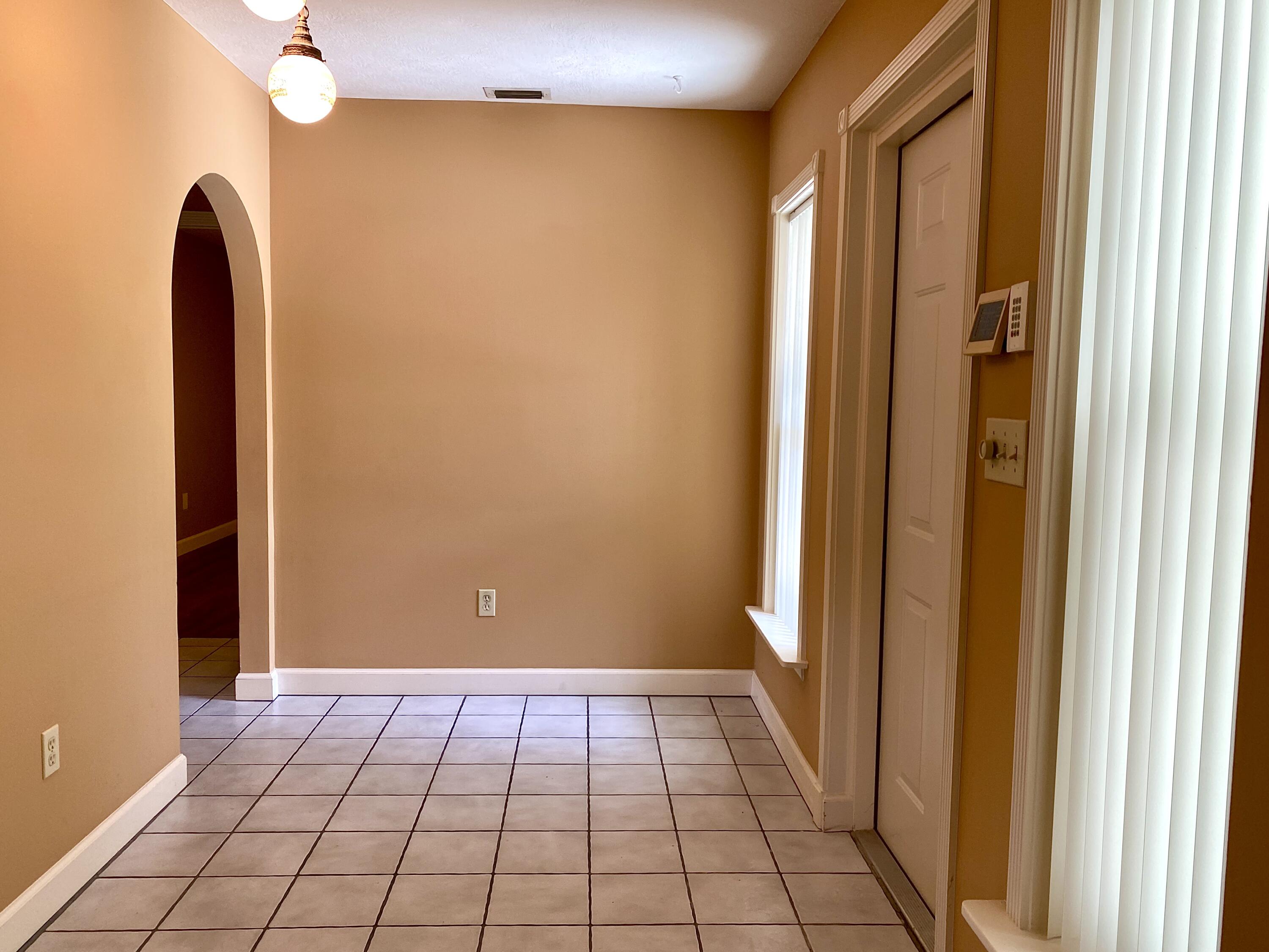1045 Southwest Bay State Road Port St. Lucie, FL 34953 - Photo 19 of 62 650E0A73-14E6-4347-94BE-33294D684630
