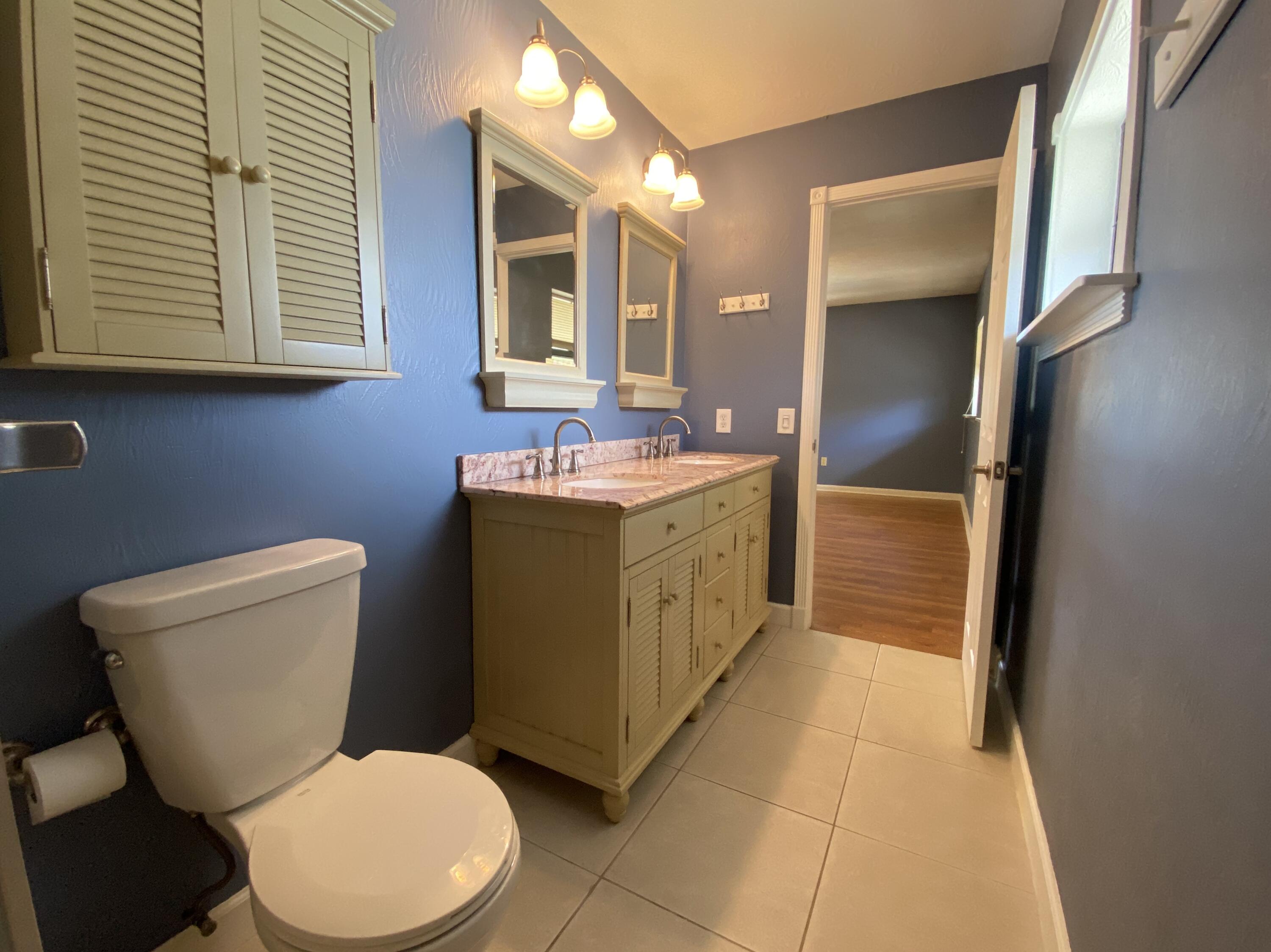 1045 Southwest Bay State Road Port St. Lucie, FL 34953 - Photo 37 of 62 69417691-2479-4E9F-93D5-FAD4859EEBE6