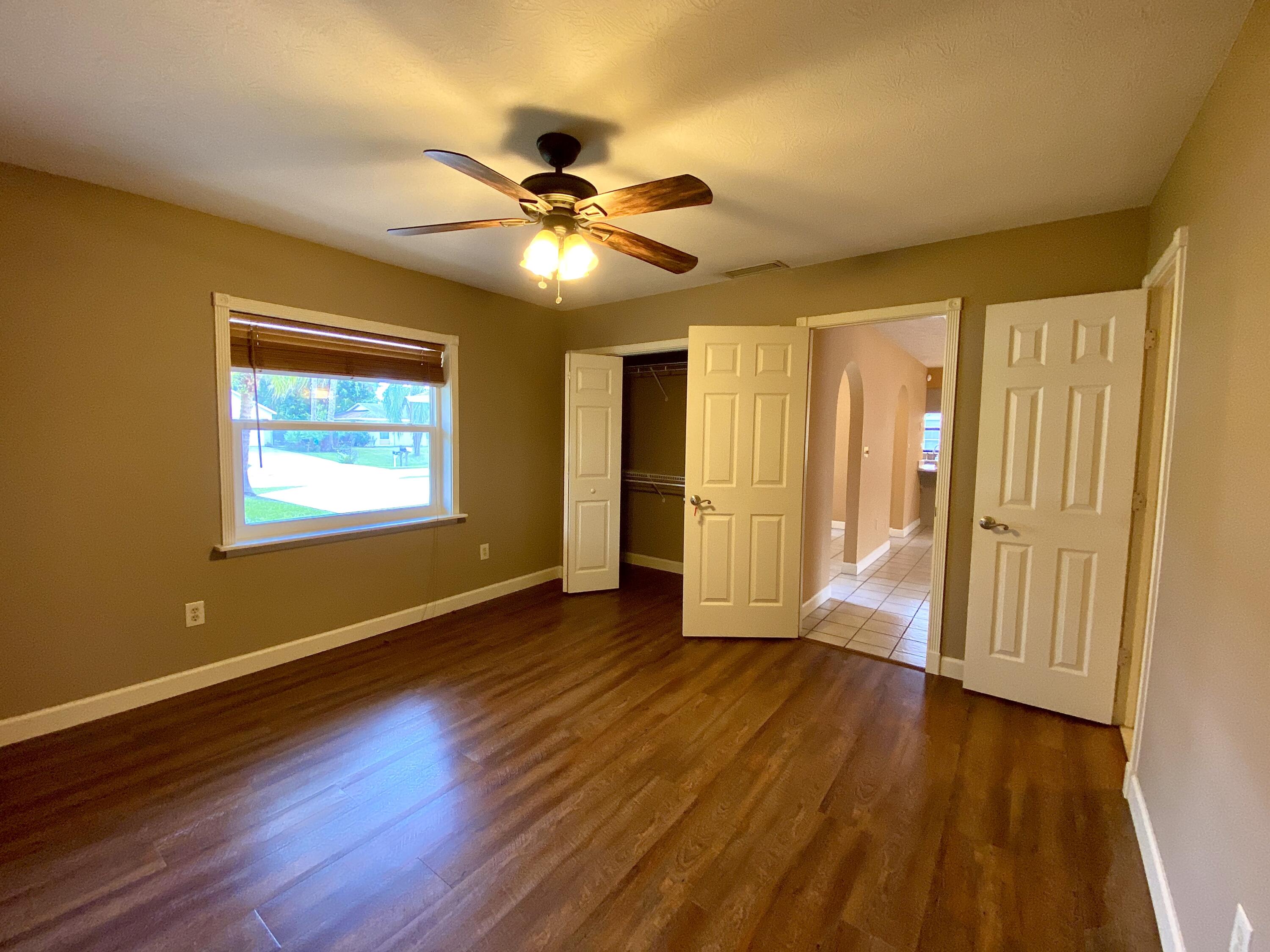 1045 Southwest Bay State Road Port St. Lucie, FL 34953 - Photo 39 of 62 43A3CAD2-66BD-44DE-AA60-98BF6BC05BDD