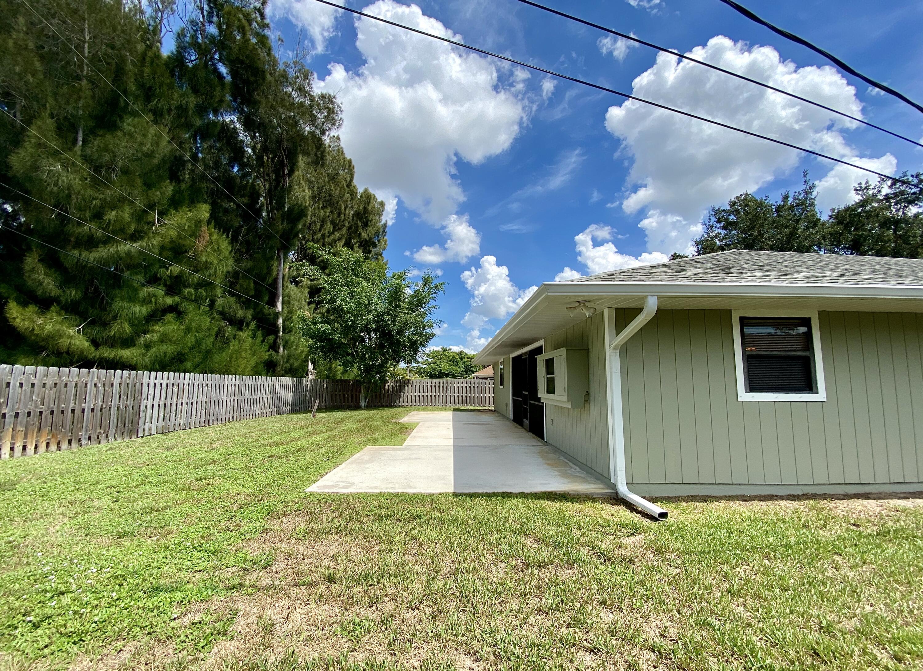 1045 Southwest Bay State Road Port St. Lucie, FL 34953 - Photo 48 of 62 540F1440-BB5D-4234-A442-FB1BEF383A28