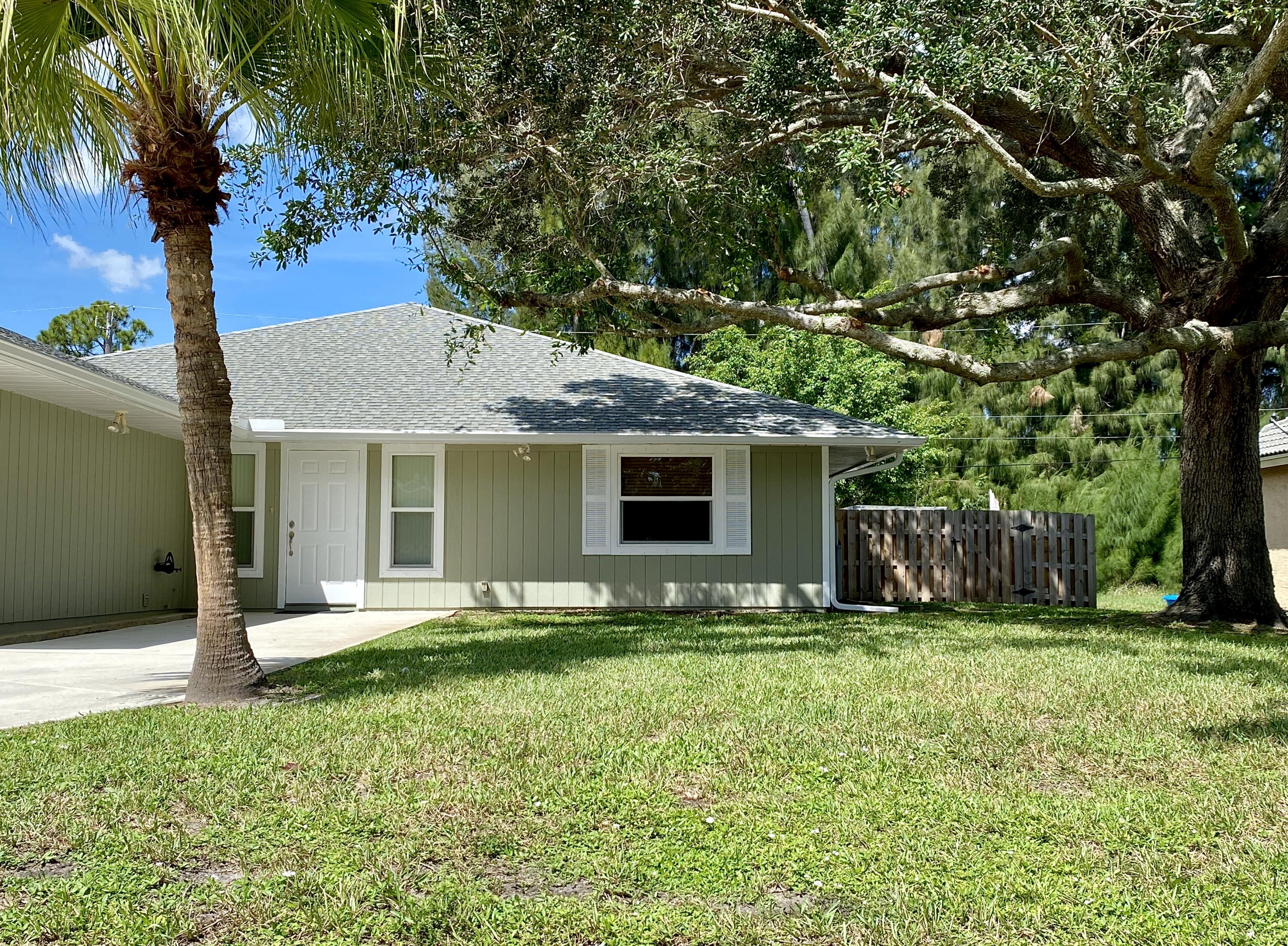 1045 Southwest Bay State Road Port St. Lucie, FL 34953 - Photo 9 of 62 C64F578C-DC6E-4987-A445-2BC2FF141A3E