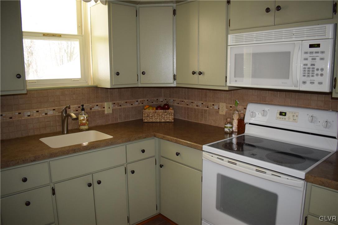 1440 Shimerville Road Emmaus, PA 18049 - Photo 18 of 23 Gallery Image 18