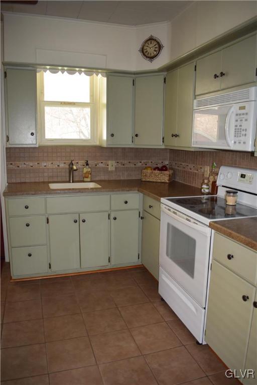 1440 Shimerville Road Emmaus, PA 18049 - Photo 2 of 23 Gallery Image 2