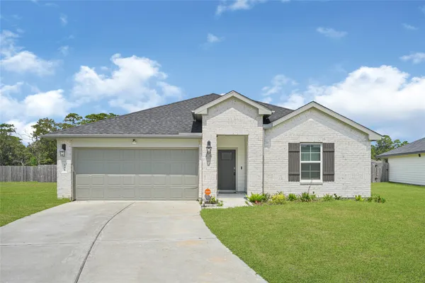 $365,000 | 230 Alder Loop, Anahuac, TX 77514