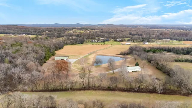 $2,500,000 | 3100 Floyd Road, Eagleville, TN 37060