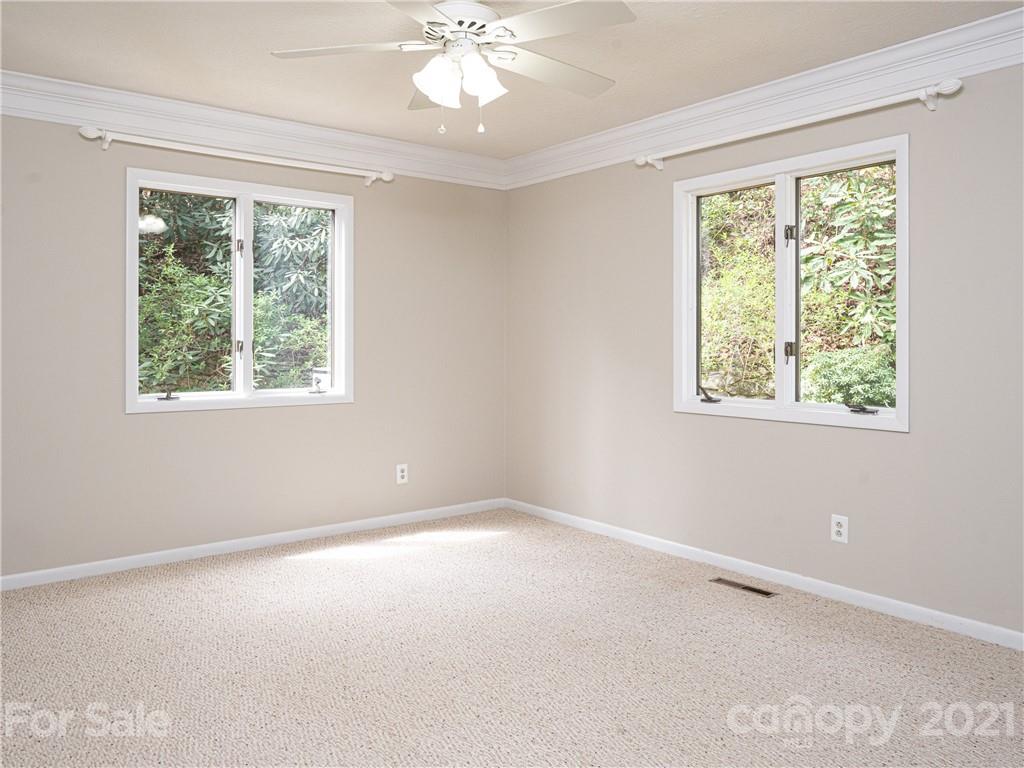 14 Whitaker View Road Fairview, NC 28730 - Photo 12 of 35 Gallery Image 12