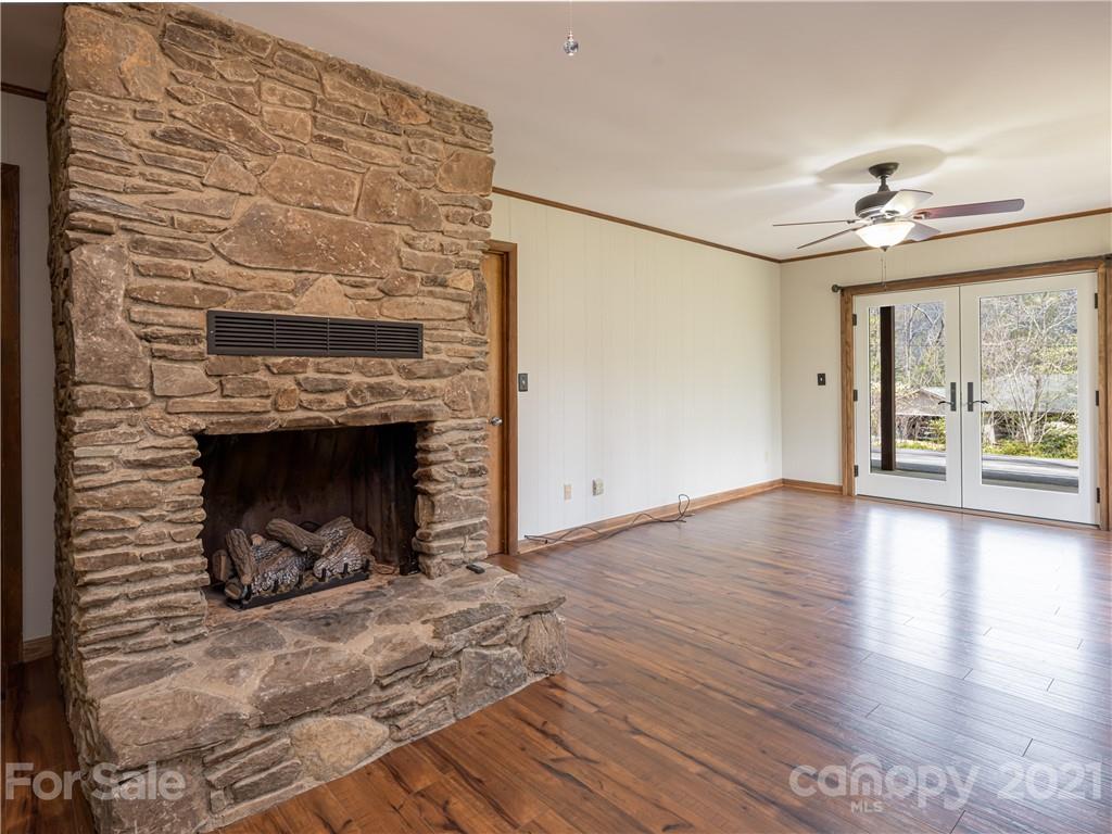 14 Whitaker View Road Fairview, NC 28730 - Photo 21 of 35 Gallery Image 21
