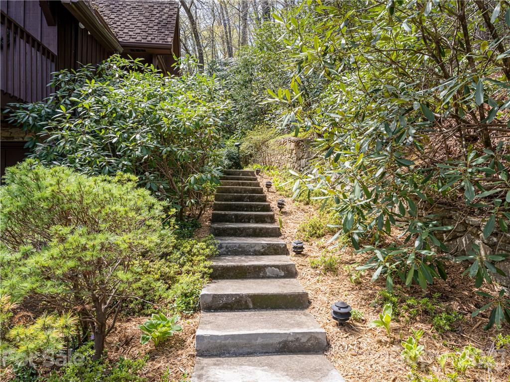 14 Whitaker View Road Fairview, NC 28730 - Photo 34 of 35 Gallery Image 34