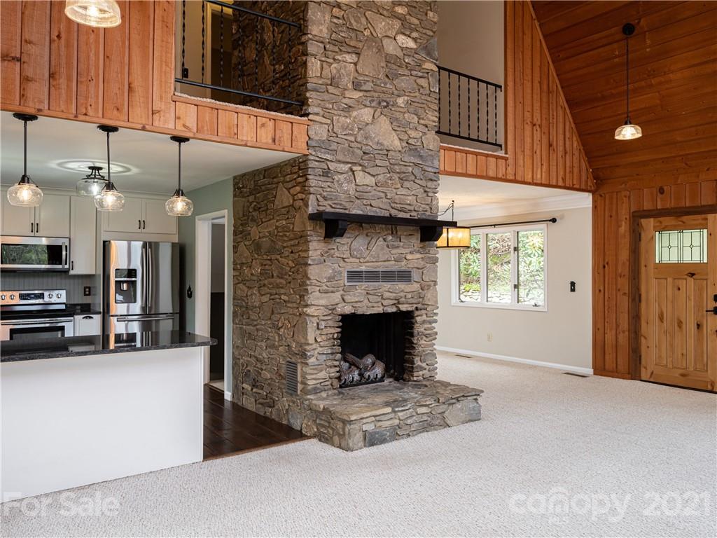 14 Whitaker View Road Fairview, NC 28730 - Photo 6 of 35 Gallery Image 6