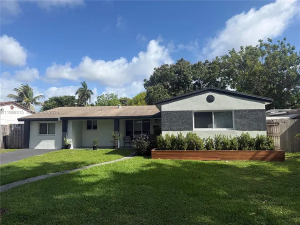 $669,000 | 3043 Hayes Street, Hollywood, FL 33021