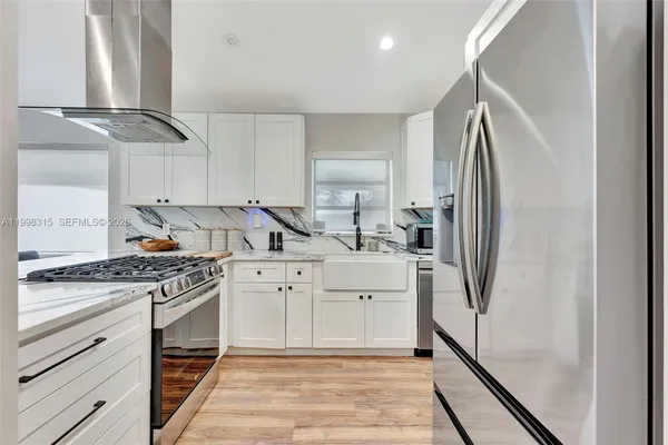 $669,000 | 3043 Hayes Street, Hollywood, FL 33021