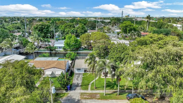 $669,000 | 3043 Hayes Street, Hollywood, FL 33021
