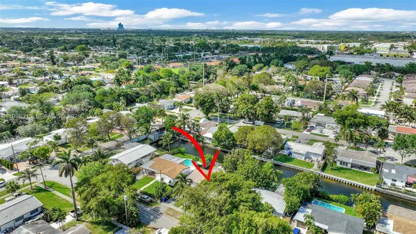 $669,000 | 3043 Hayes Street, Hollywood, FL 33021