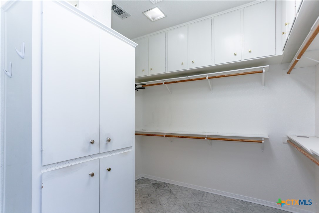 2110 Lakeview Loop Killeen, TX 76543 - Photo 15 of 42