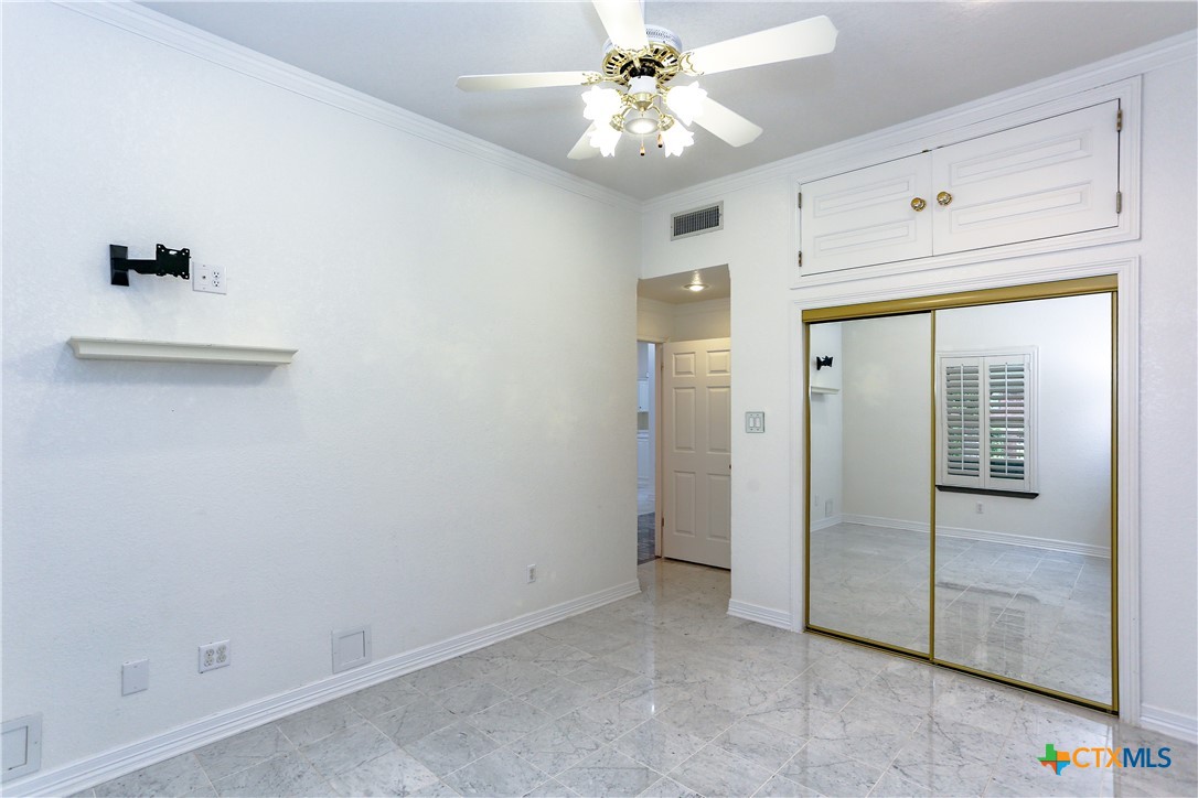 2110 Lakeview Loop Killeen, TX 76543 - Photo 30 of 42 wooden floor in an empty room