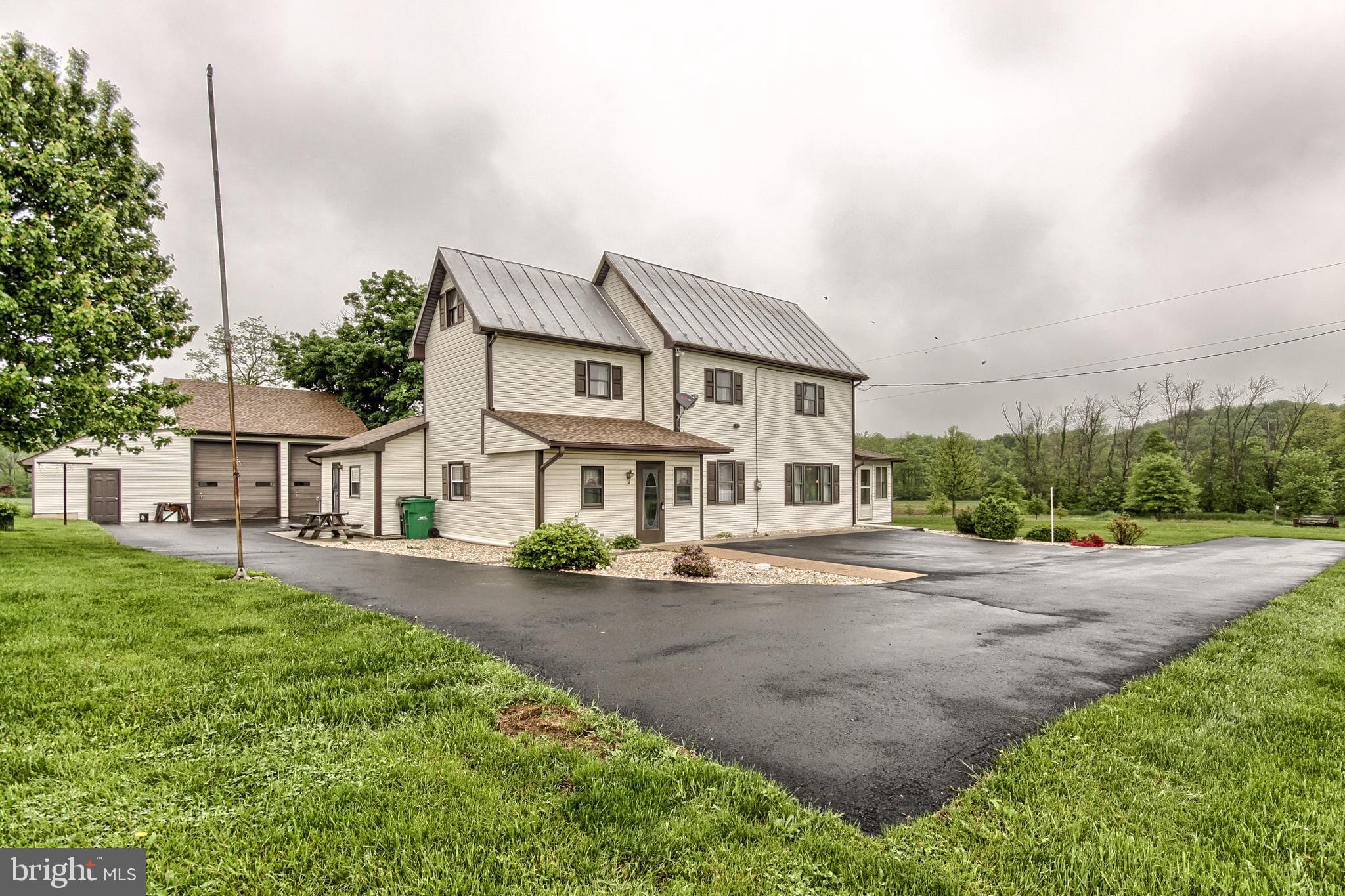 350 Grahams Wood Road Carlisle, PA 17015 - Photo 2 of 30 Gallery Image 2