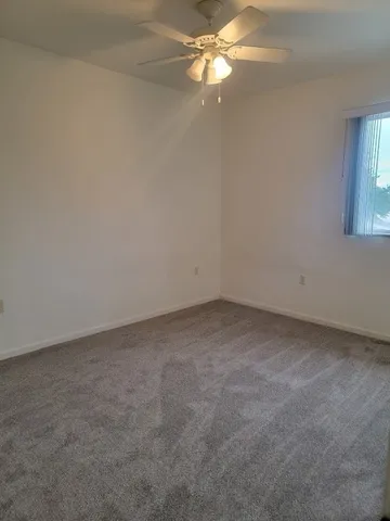 $2,300 | 2513 Stockbridge Square Southwest, Vero Beach, FL 32962