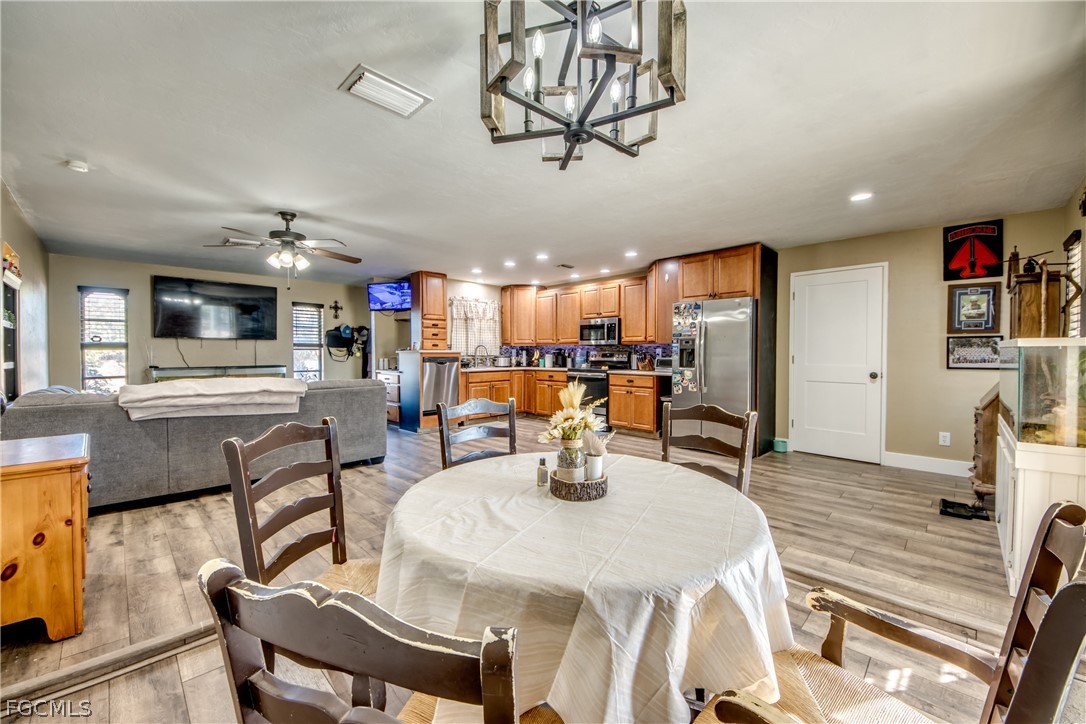 3015 8th Street Southwest Lehigh Acres, FL 33976 - Photo 12 of 43