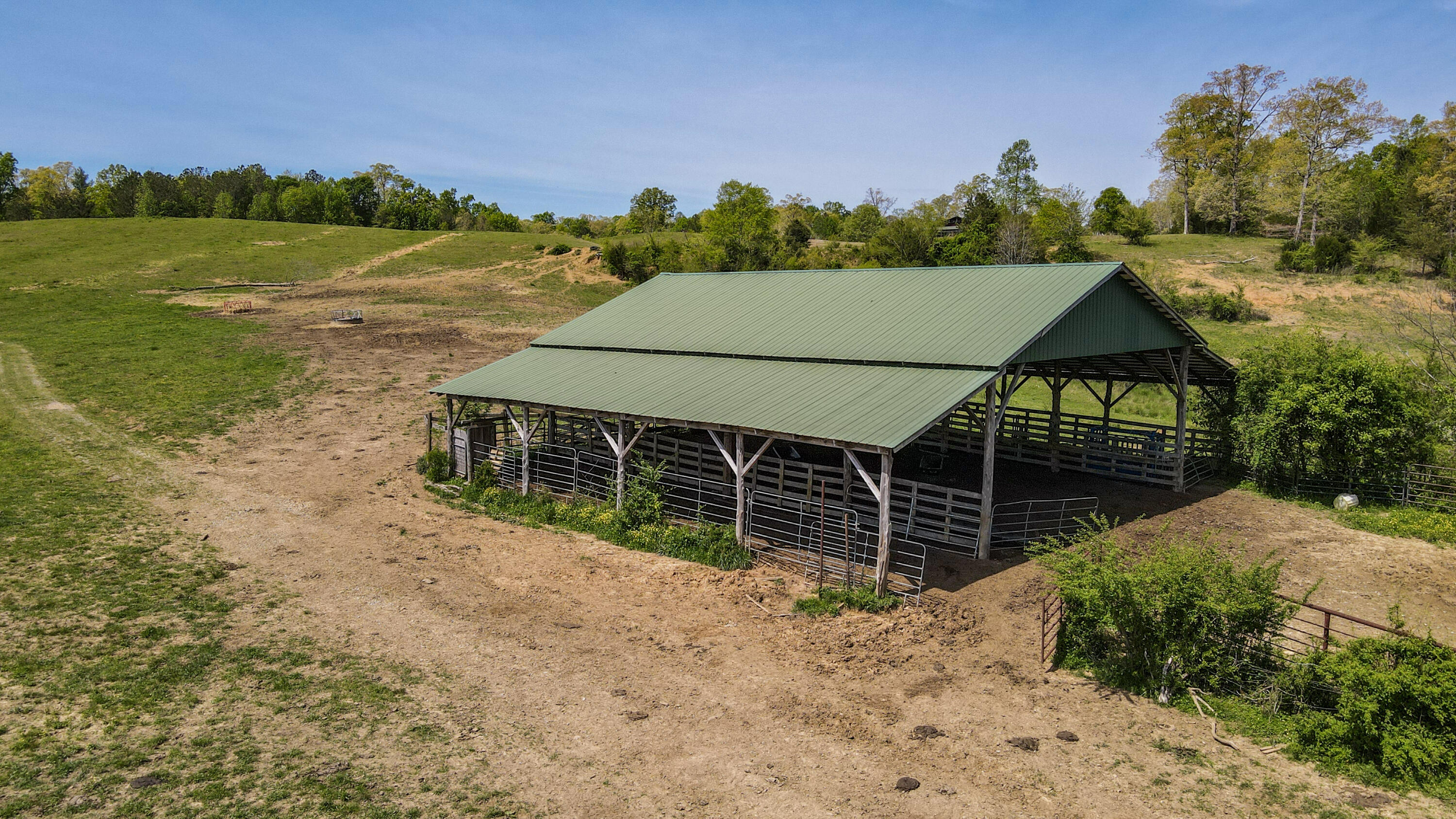 137.6-acre Melton Road Southeast Old Fort, TN 37362 - Photo 4 of 53 4-DJI_0292