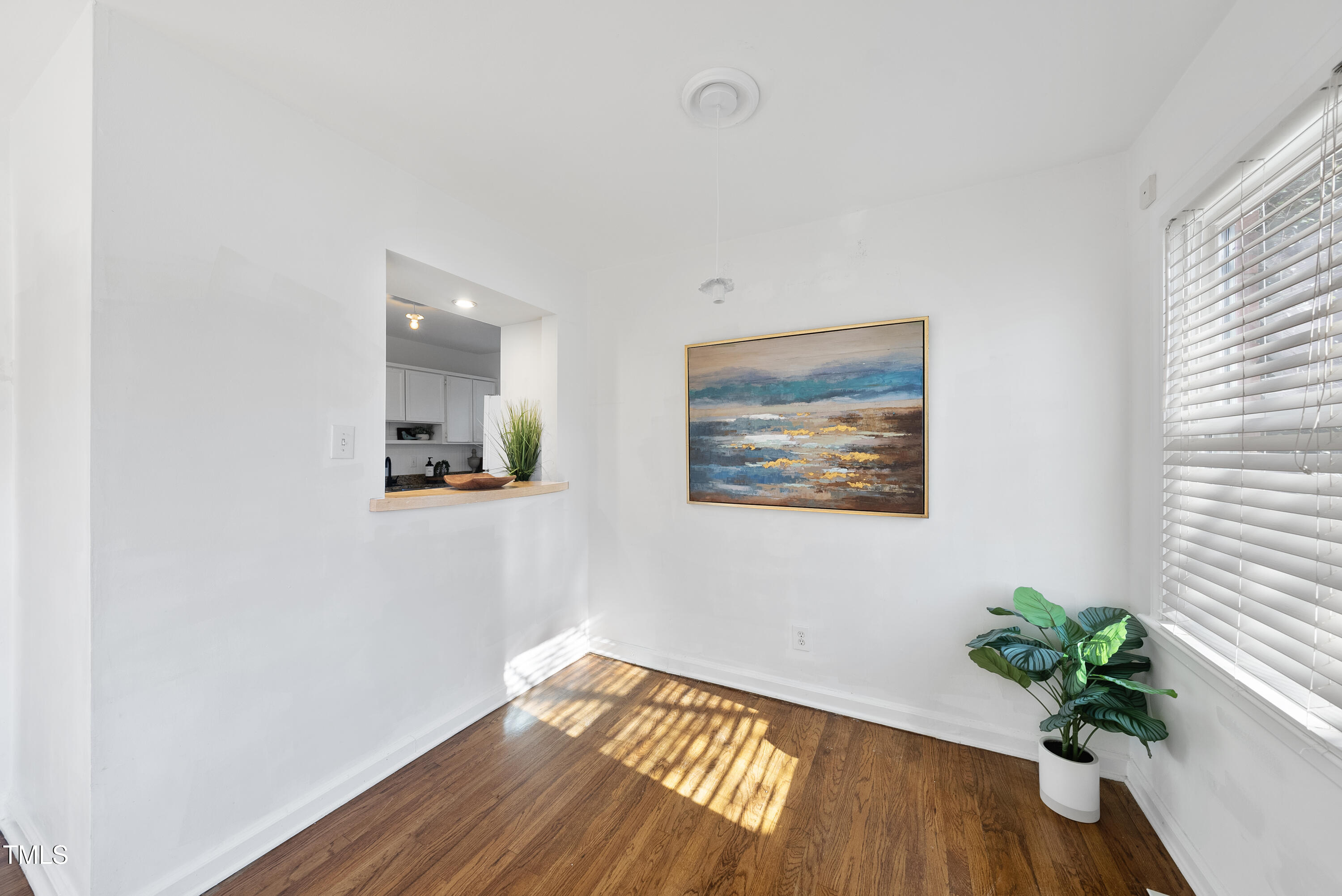2301 Euston Street Raleigh, NC 27610 - Photo 4 of 13 DSC02765