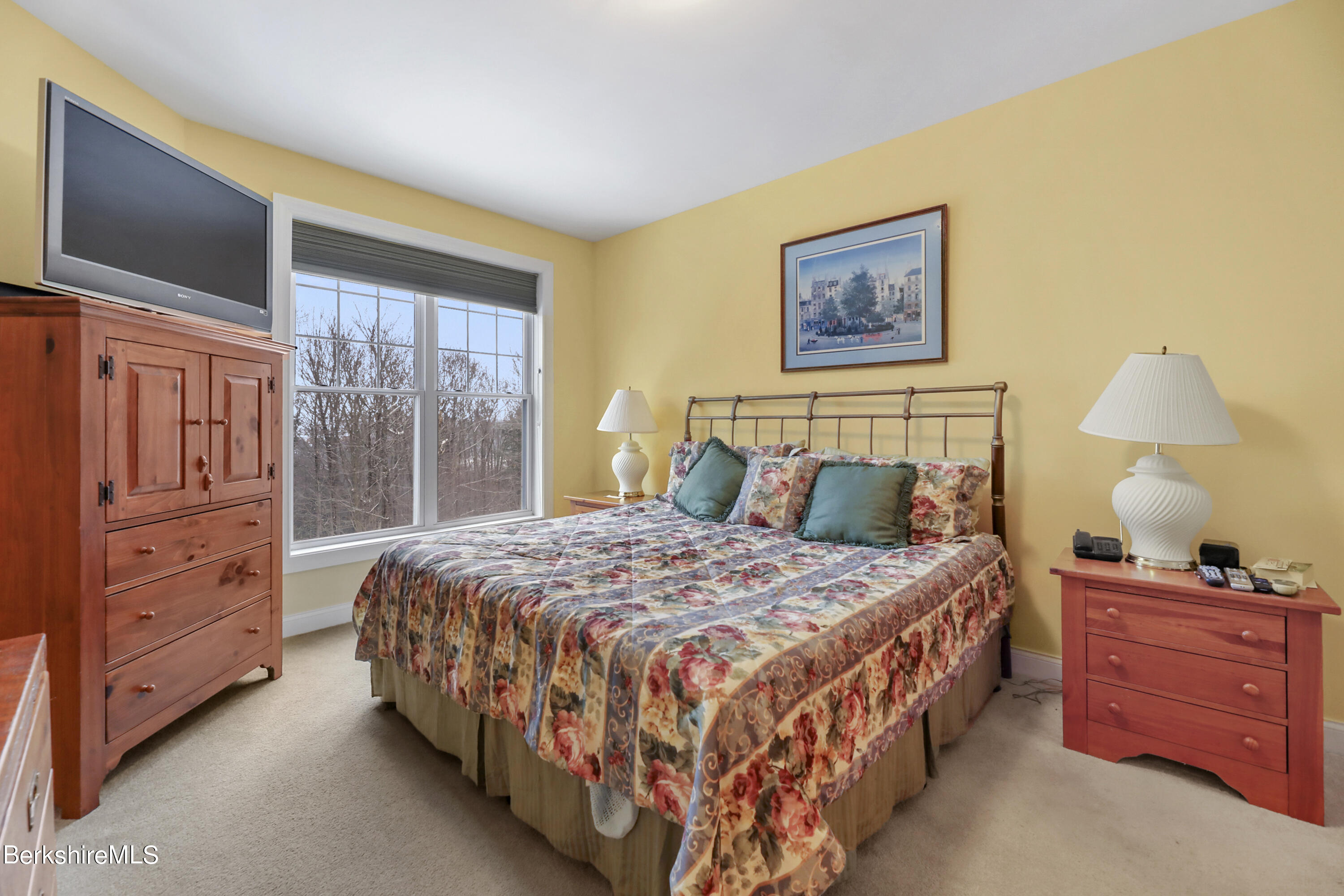 67 Alpine Trail Pittsfield, MA 01201 - Photo 12 of 40 a bedroom with a bed and a window