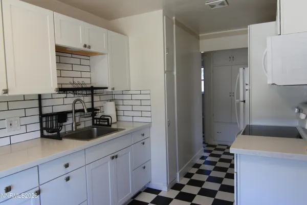 $1,500 | 1070 Kirman Avenue, Reno, NV 89502