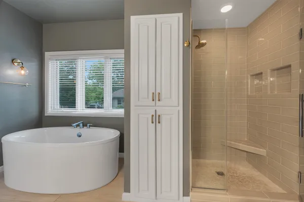 $789,900 | 1395 Sonata Court, Green Bay, WI 54311
