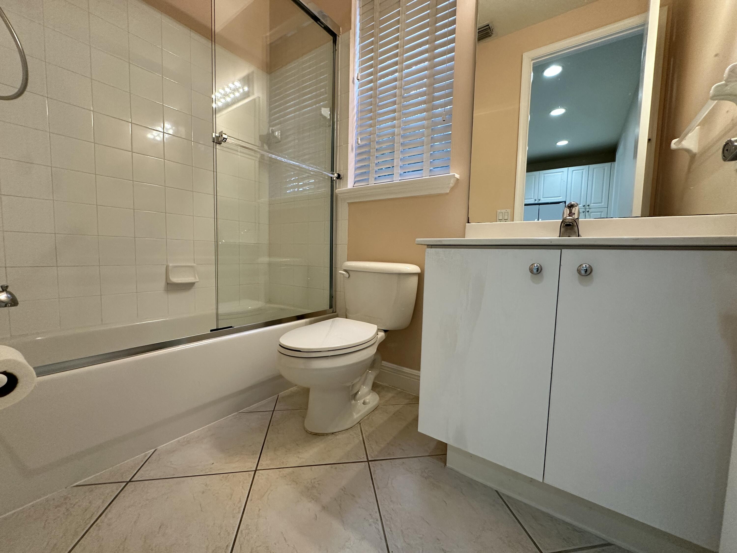 155 West Indian Crossing Circle Jupiter, FL 33458 - Photo 14 of 20 IMG_8899