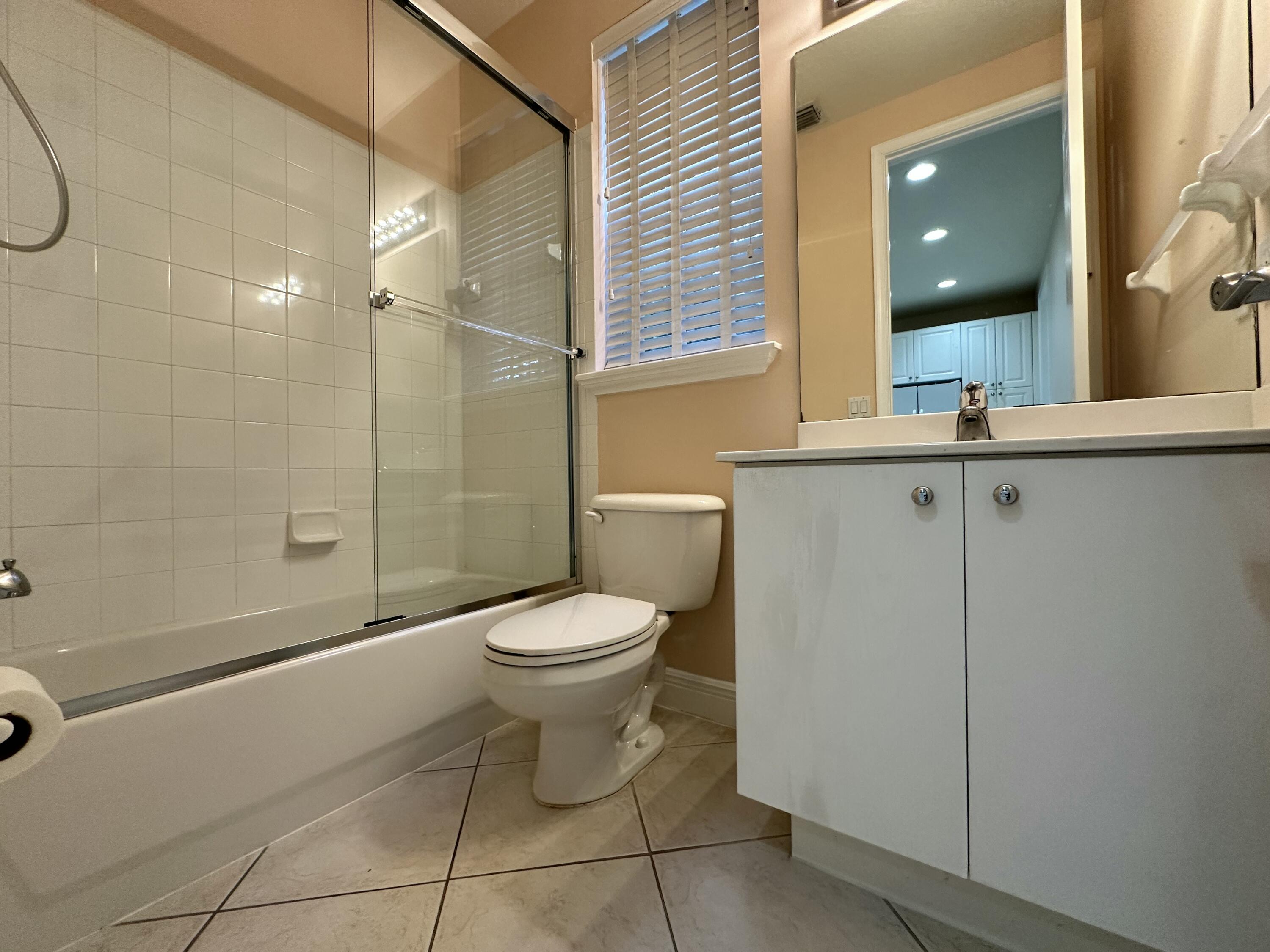 155 West Indian Crossing Circle Jupiter, FL 33458 - Photo 15 of 20 IMG_8900