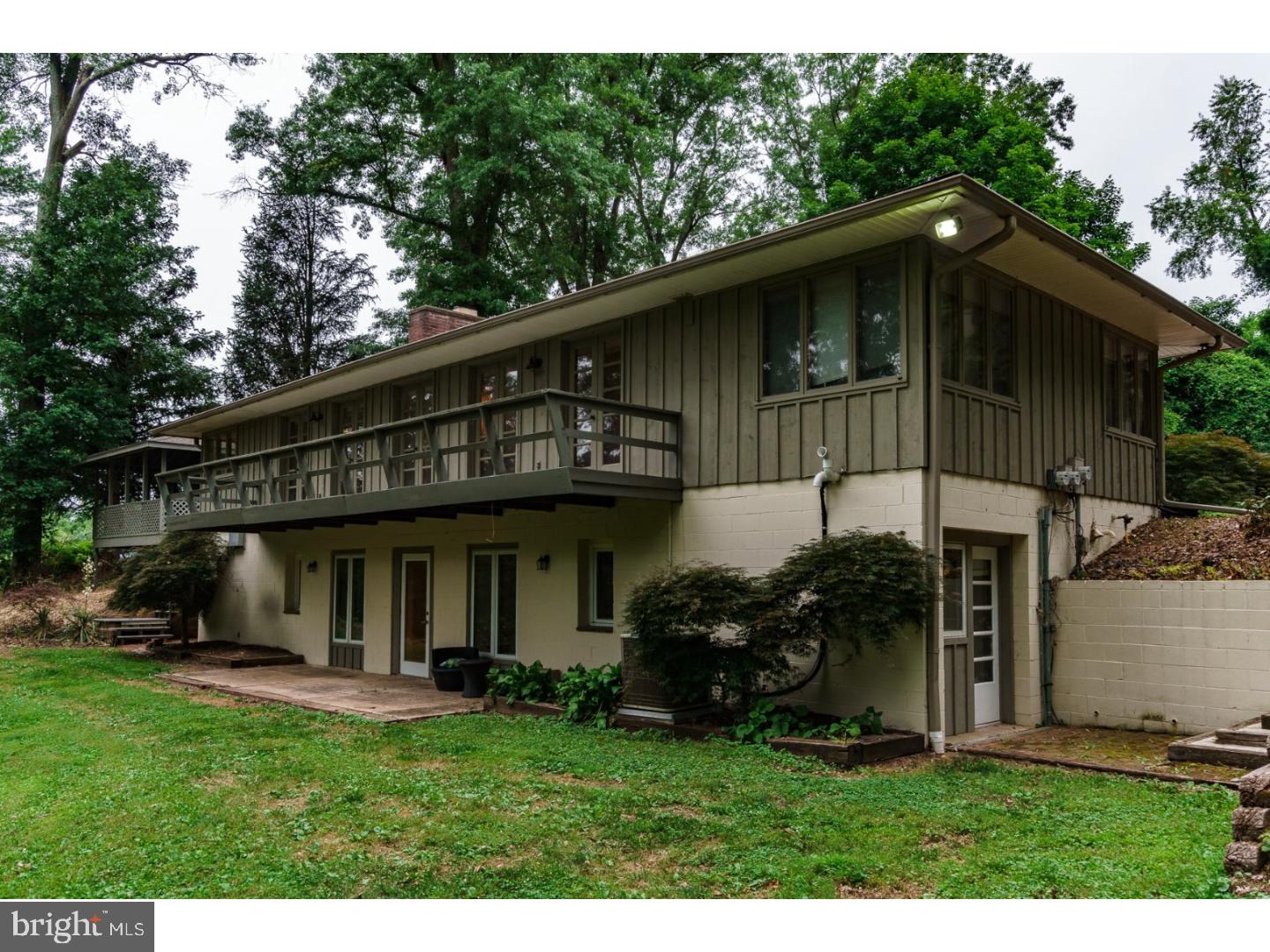 641 Webb Road Chadds Ford, PA 19317 - Photo 3 of 25 Exterior Back