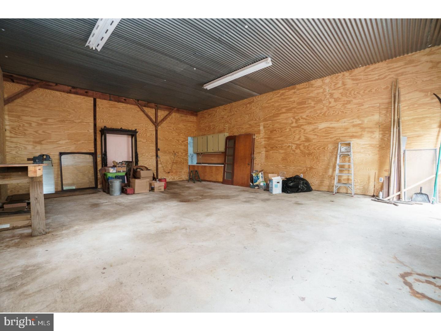 641 Webb Road Chadds Ford, PA 19317 - Photo 24 of 25 Garage