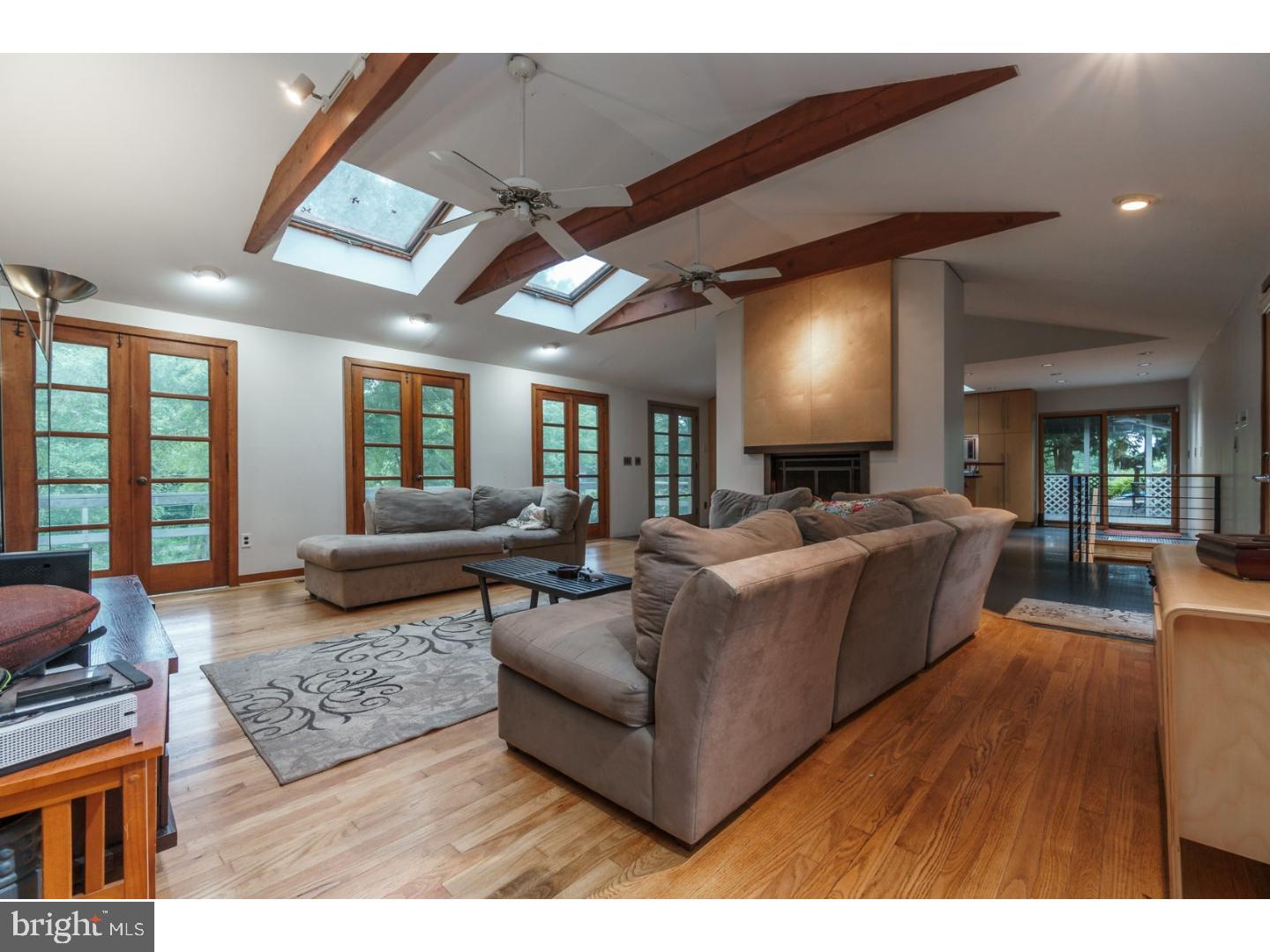 641 Webb Road Chadds Ford, PA 19317 - Photo 7 of 25 Living Room