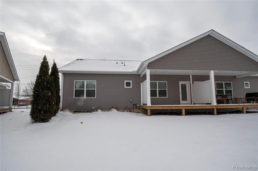 910 East Clinton Street Howell, MI 48843 - Photo 12 of 12