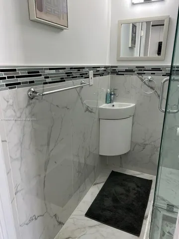 $3,250 | 3725 South Ocean Drive, Unit 1503, Hollywood, FL 33019