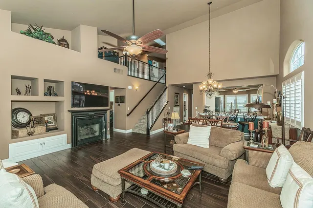 $524,950 | 140 Gayle Avenue, Clovis, CA 93611