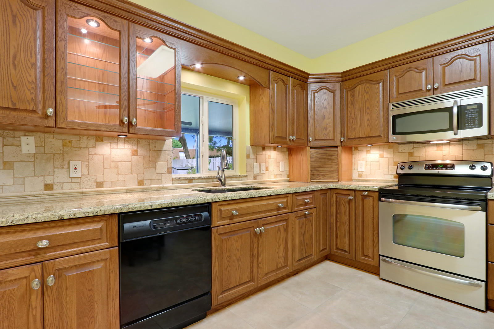 155 Sims Creek Lane Jupiter, FL 33458 - Photo 1 of 20 Kitchen