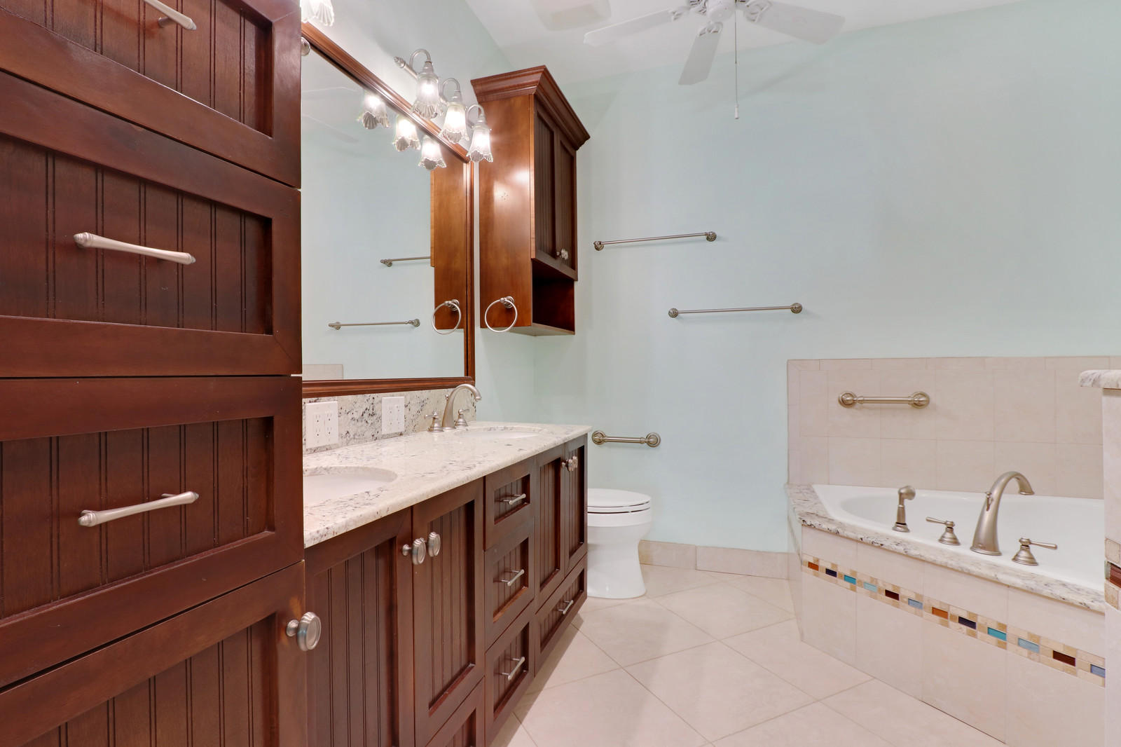 155 Sims Creek Lane Jupiter, FL 33458 - Photo 12 of 20 Master Bath