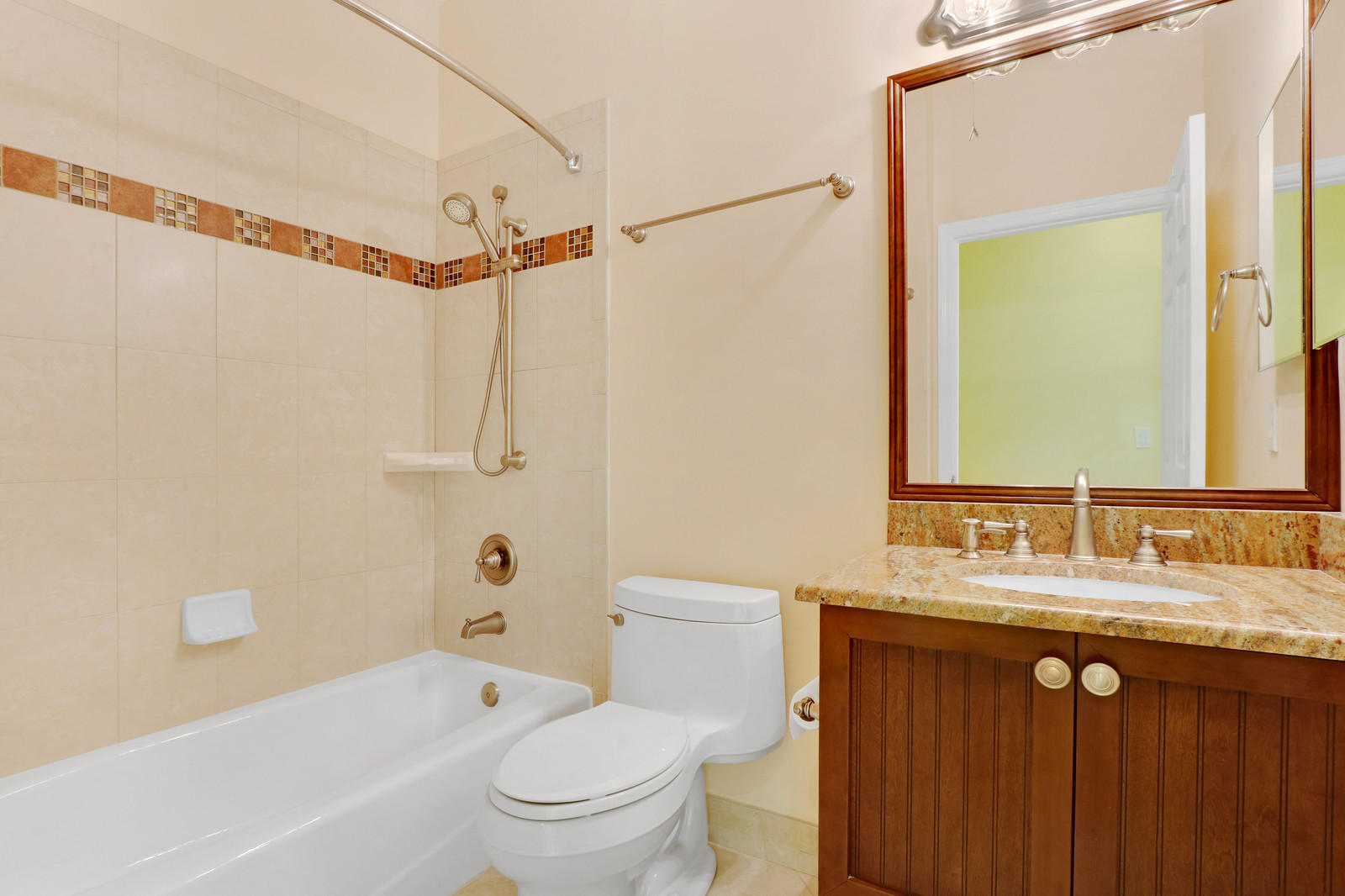 155 Sims Creek Lane Jupiter, FL 33458 - Photo 15 of 20 2nd Bathroom