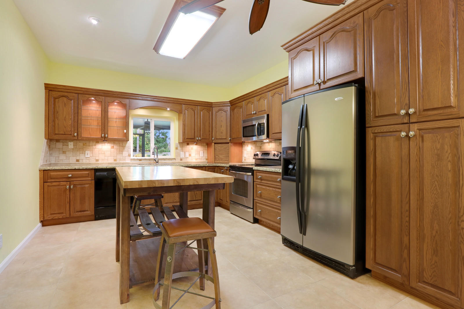 155 Sims Creek Lane Jupiter, FL 33458 - Photo 2 of 20 Kitchen