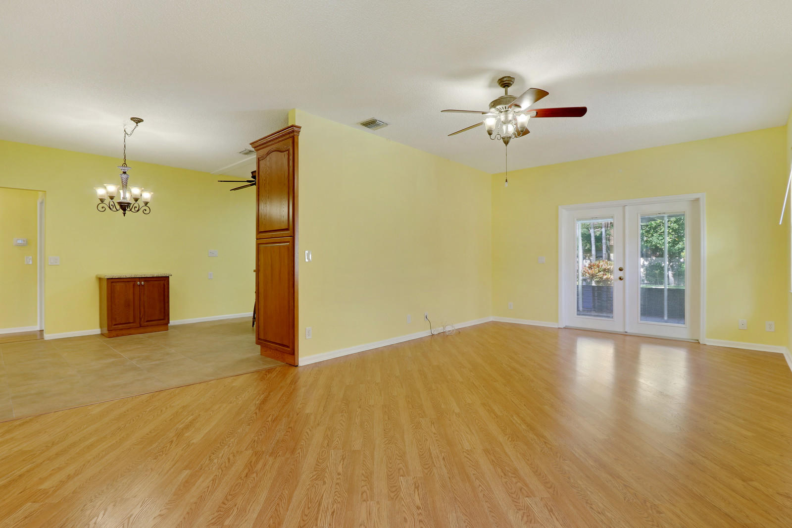 155 Sims Creek Lane Jupiter, FL 33458 - Photo 6 of 20 Living Room Looking into Dining