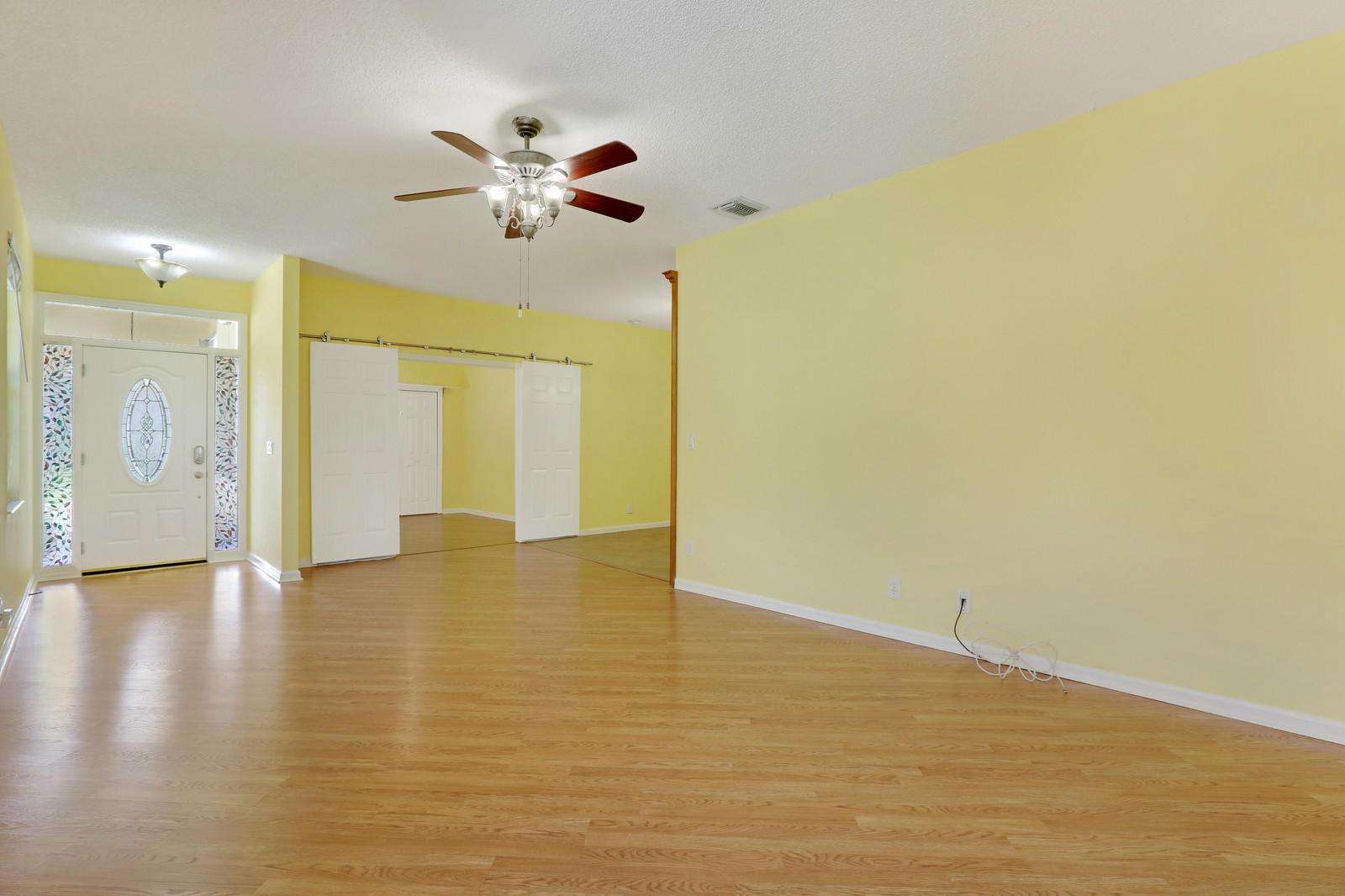 155 Sims Creek Lane Jupiter, FL 33458 - Photo 7 of 20 Living Room