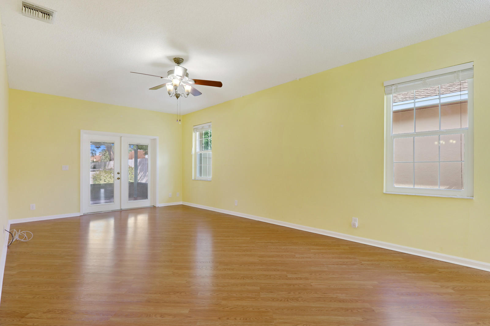 155 Sims Creek Lane Jupiter, FL 33458 - Photo 8 of 20 Living Room